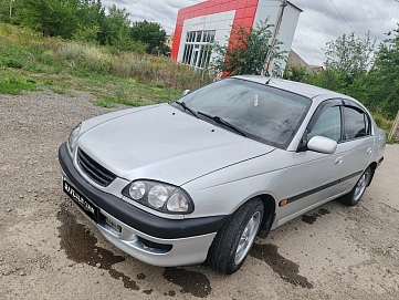 Toyota Avensis, 1999г, передний привод, механика