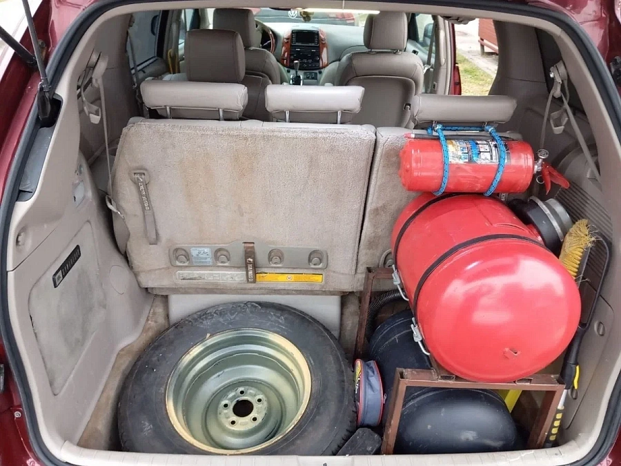 Toyota Sienna, 2008г., полный привод, автомат