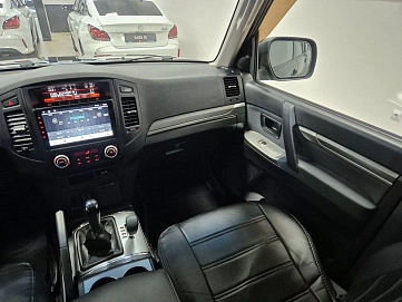Mitsubishi Pajero, 2012г, полный привод, механика