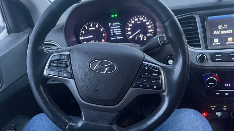 Hyundai Solaris, 2019г, передний привод, автомат