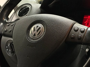 Volkswagen Tiguan, 2009г, полный привод, автомат