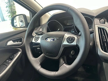 Ford Focus, 2014г, передний привод, робот