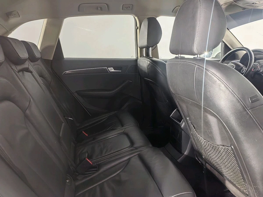 Audi Q5, 2010г., полный привод, робот