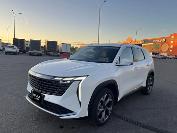Geely Atlas, 2024г, передний привод, робот