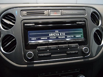 Volkswagen Tiguan, 2013г, передний привод, механика