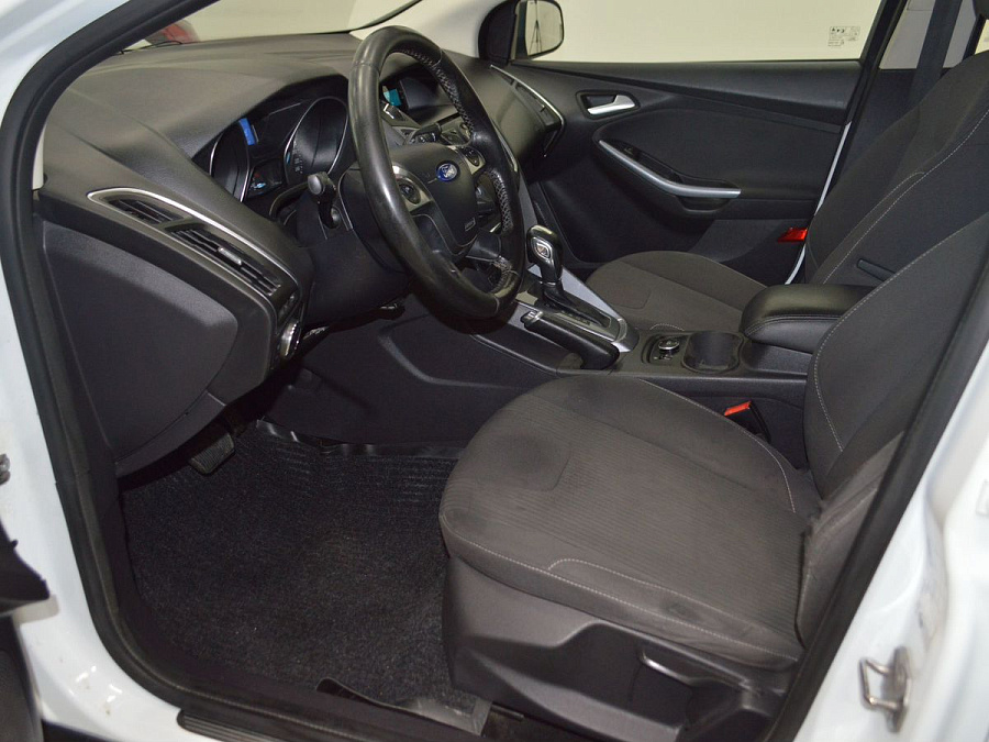 Ford Focus, 2013г., передний привод, робот