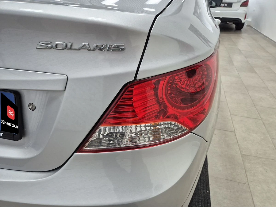 Hyundai Solaris, 2013г., передний привод, автомат