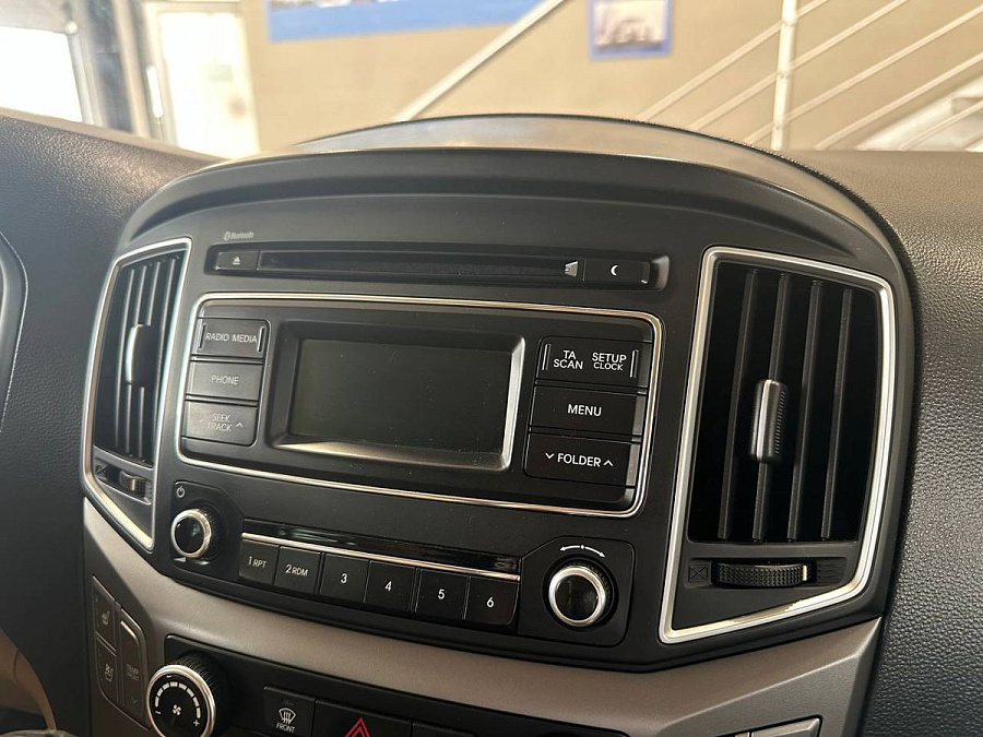 Hyundai , 2018г., задний привод, автомат