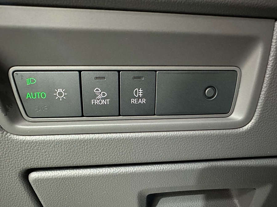 Volkswagen Touareg, 2019г., полный привод, автомат