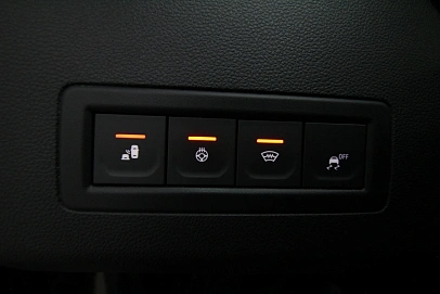 Renault Arkana, 2019г, передний привод, вариатор