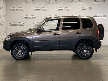 Chevrolet Niva, 2013г, передний привод, механика