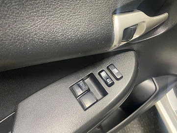 Toyota Corolla, 2013г, передний привод, механика