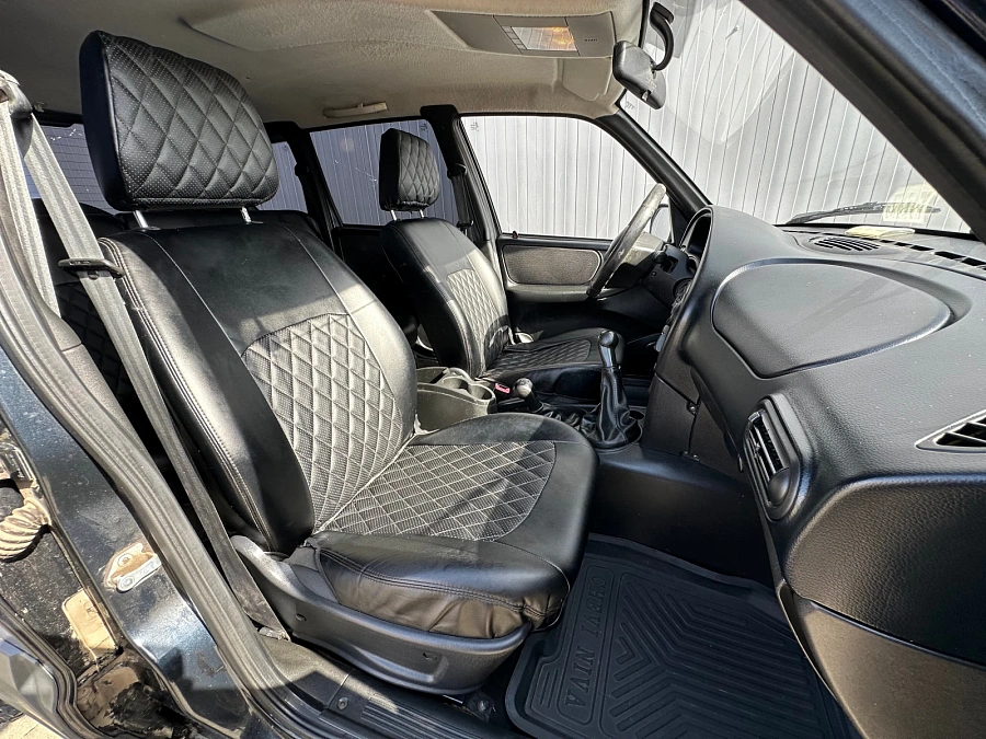 Chevrolet Niva, 2015г., полный привод, механика