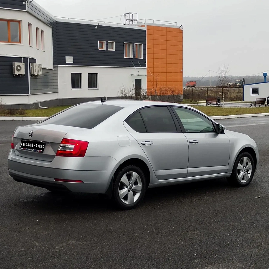 Skoda Octavia, 2018г., передний привод, автомат