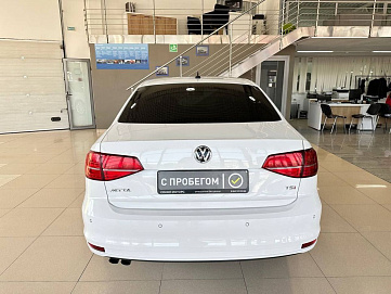 Volkswagen Jetta, 2015г, передний привод, робот