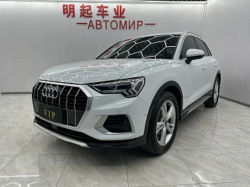 Audi Q3, 2021г, передний привод, робот