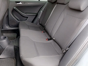 Volkswagen Jetta, 2015г, передний привод, механика