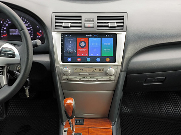 Toyota , 2010г., передний привод, автомат
