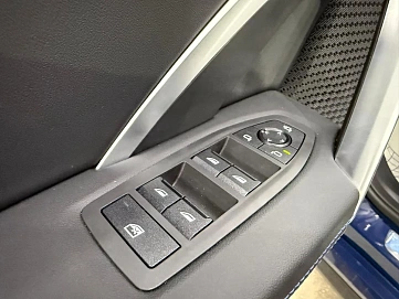 BMW X1, 2025г, передний привод, робот