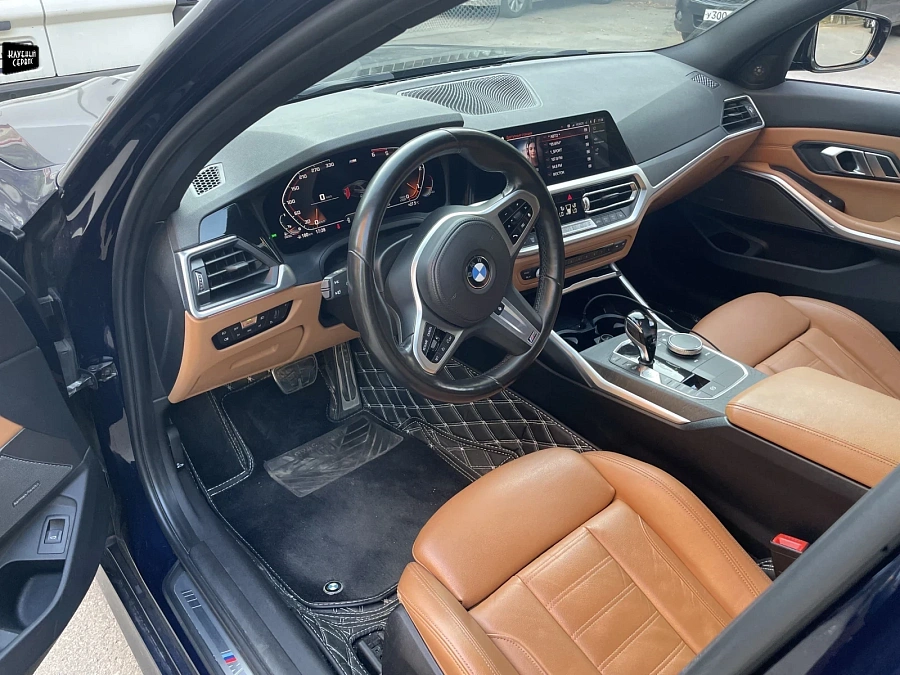 BMW 3 серии, 2019г., полный привод, автомат