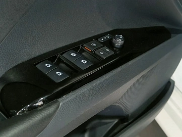 Toyota Camry, 2019г, передний привод, автомат