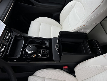 GAC M8, 2023г, передний привод, автомат