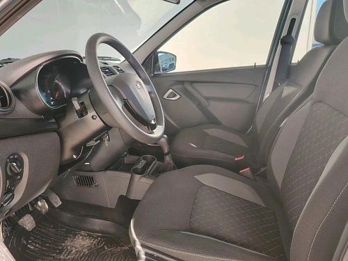 Lada (ВАЗ) , 2023г., передний привод, механика