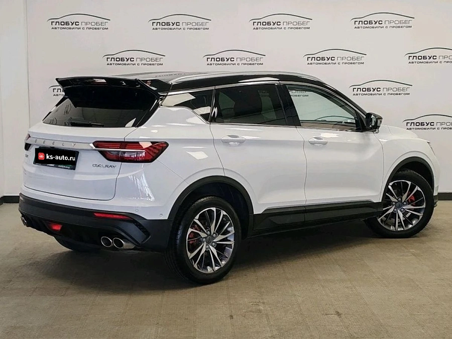 Geely Coolray, 2022г., передний привод, робот