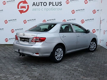 Toyota Corolla, 2012г, передний привод, механика