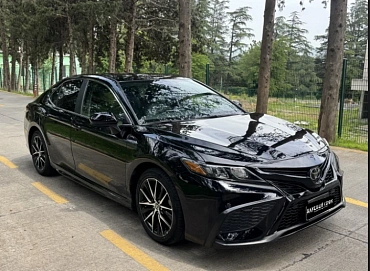 Toyota Camry, 2021г, передний привод, автомат
