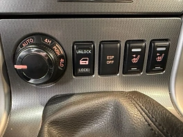 Nissan Pathfinder, 2012г, передний привод, механика