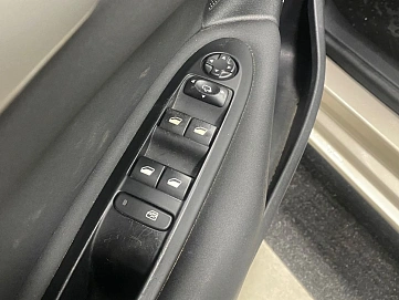 Citroen C4, 2012г, передний привод, автомат