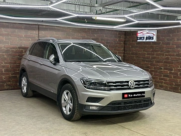 Volkswagen Tiguan, 2018г, полный привод, робот