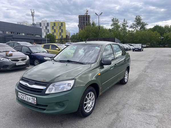 Lada (ВАЗ) Granta, 2013г., передний привод, механика