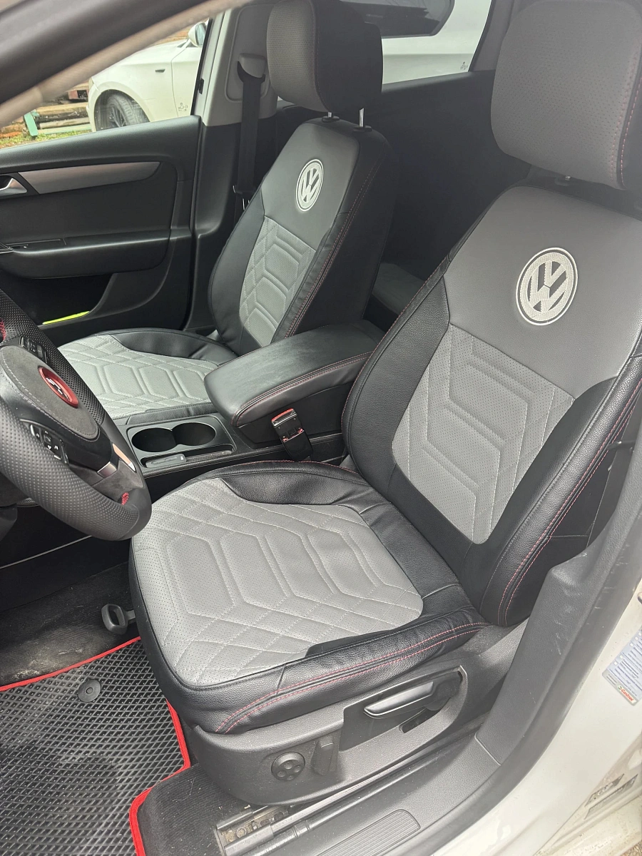 Volkswagen Passat, 2011г., передний привод, робот