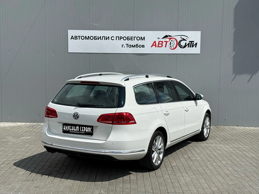 Volkswagen Passat, 2011г., передний привод, робот