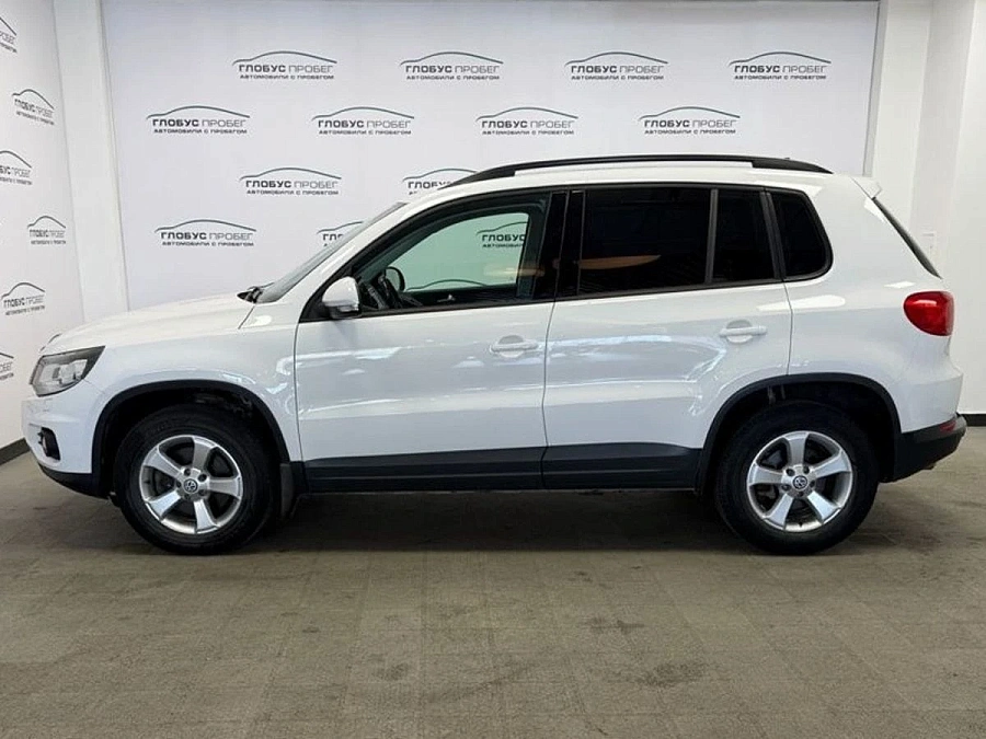 Volkswagen Tiguan, 2013г., полный привод, автомат
