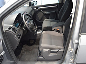 Volkswagen Touran, 2011г., передний привод, робот
