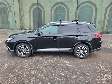 Mitsubishi Outlander, 2018г, полный привод, вариатор