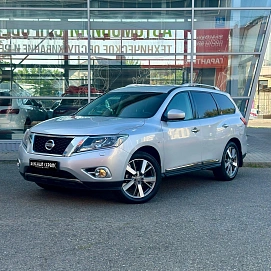 Nissan Pathfinder, 2014г, передний привод, автомат