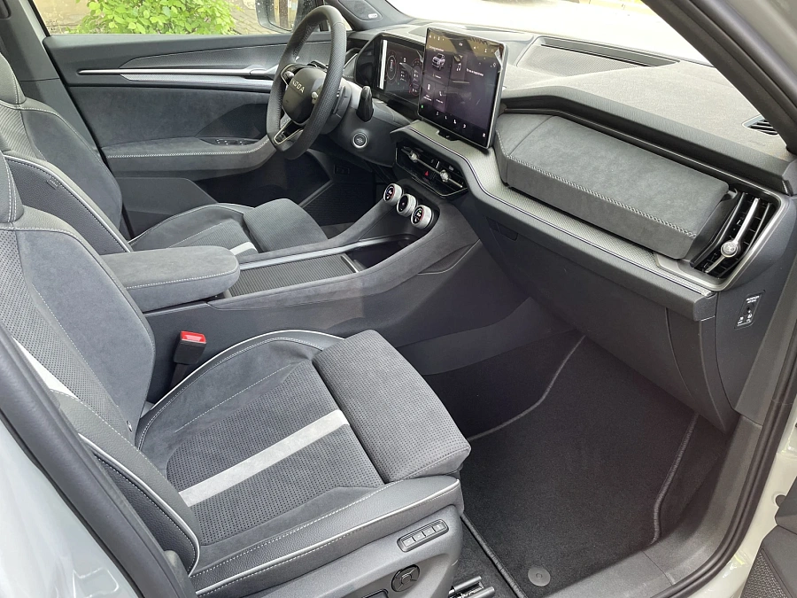 Skoda Kodiaq, 2025г., полный привод, робот