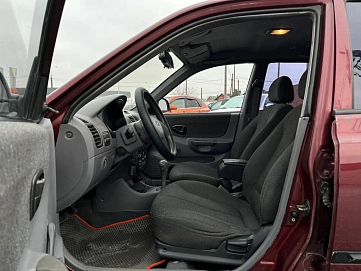 Hyundai Accent, 2006г, передний привод, автомат