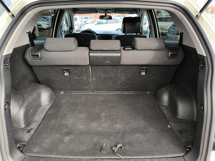 SSANGYONG , 2013г., передний привод, автомат
