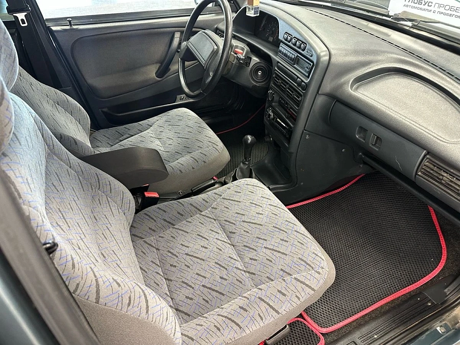 Lada (ВАЗ) 2114, 2011г., передний привод, механика
