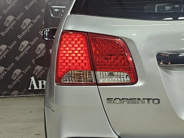 Kia Sorento, 2011г, полный привод, автомат