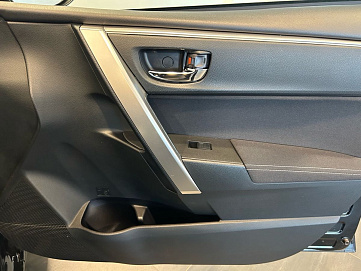 Toyota Corolla, 2014г, передний привод, механика