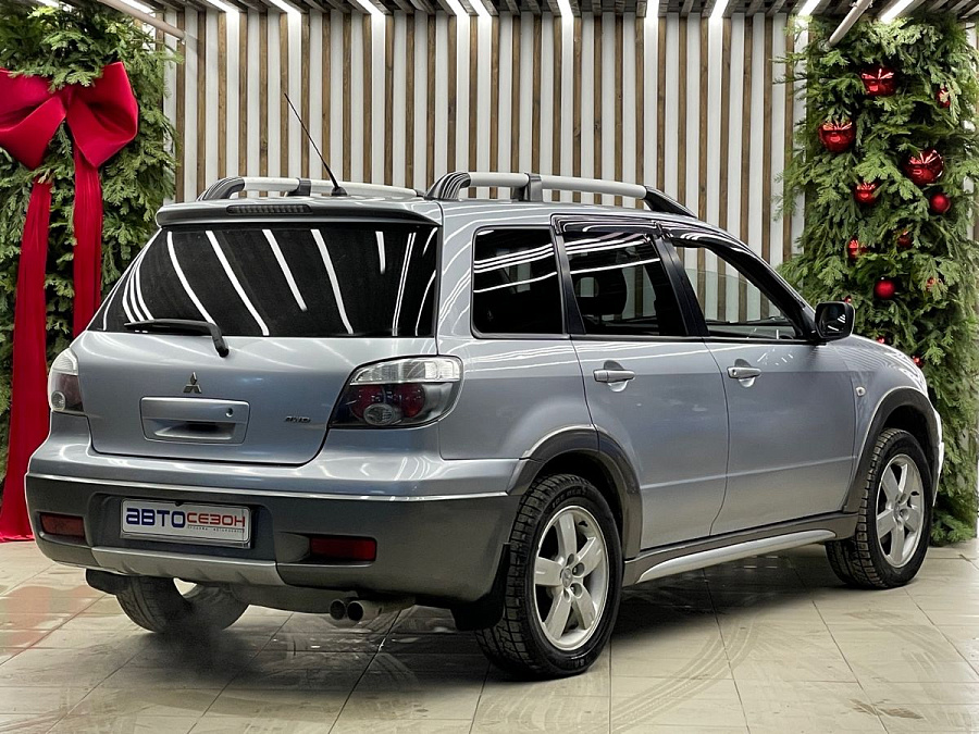 Mitsubishi Outlander, 2005г., полный привод, автомат