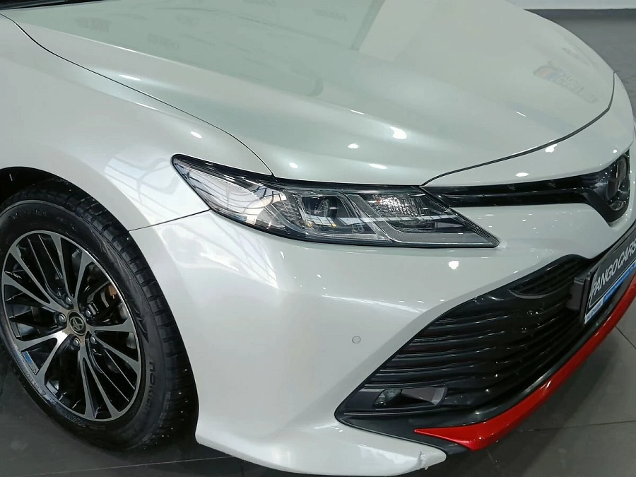 Toyota Camry, 2019г., передний привод, автомат