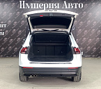 Volkswagen Tiguan, 2019г., передний привод, робот