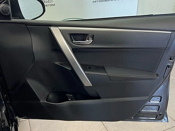 Toyota Corolla, 2013г, передний привод, автомат